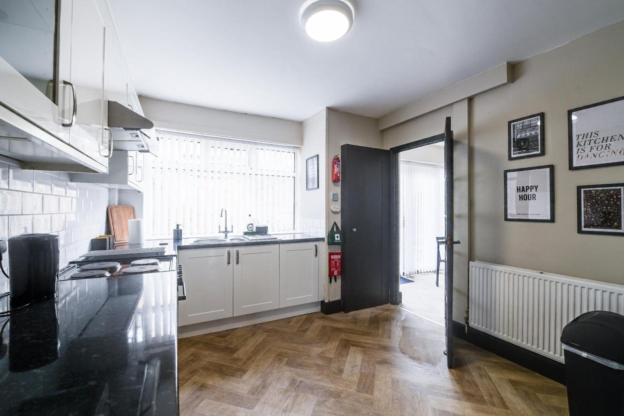 Poppy'S Place - Manningham Road ليفربول المظهر الخارجي الصورة